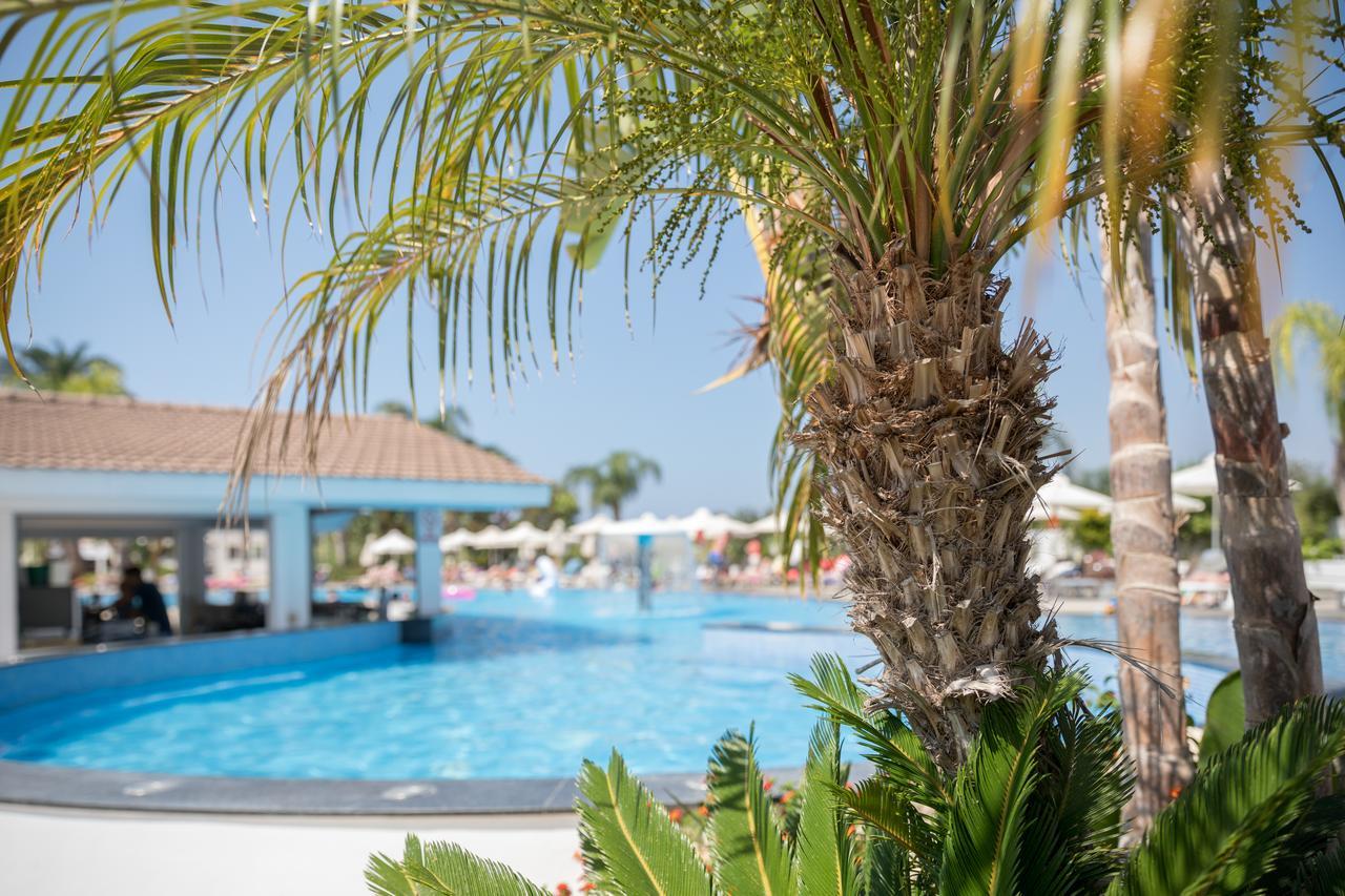 Christofinia Hotel Agia Napa Exterior foto